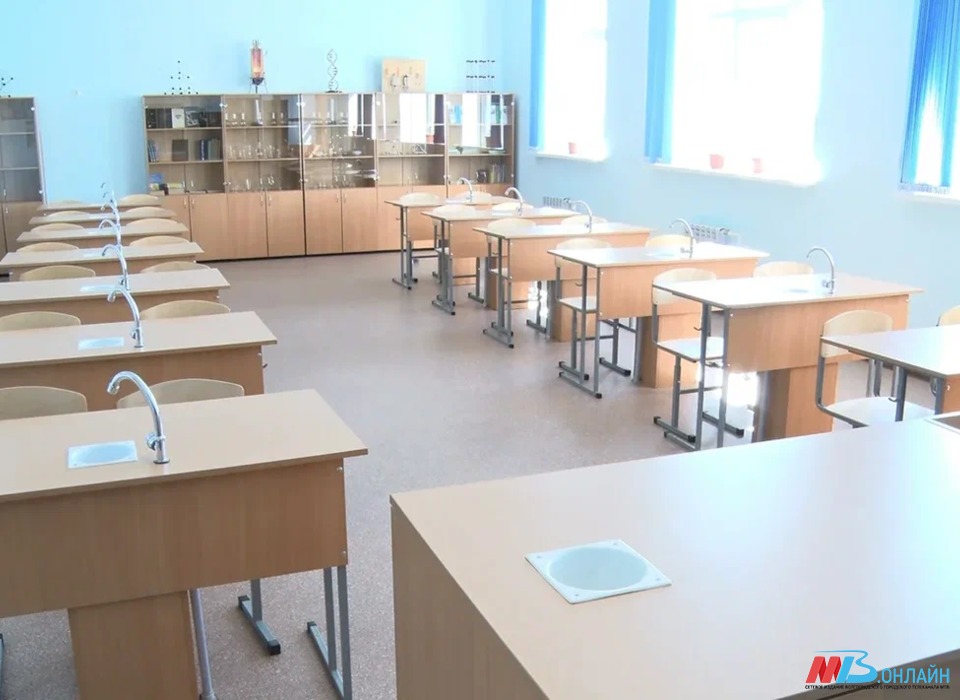 В Волгоградской области учеников 4 школ отправили на дистант из-за ОРВИ